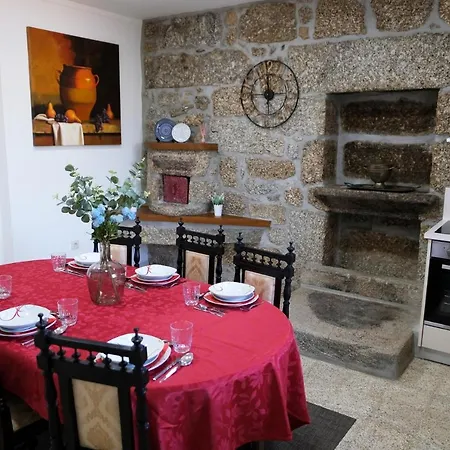 Вилла Aldeia Da Quinta Do Paco - Санту-Тирсу