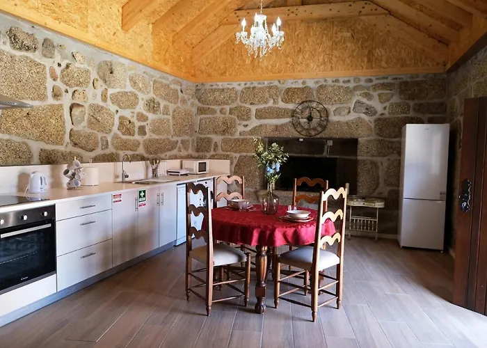 Aldeia Da Quinta Do Paço - Em * Santo Tirso